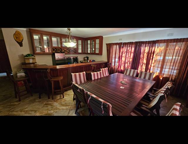5 BEDROOM FREESTANDING FOR SALE IN SAFARI GARDENS